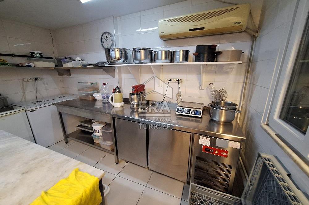 Ataşehir’de Satılık Dükkan 