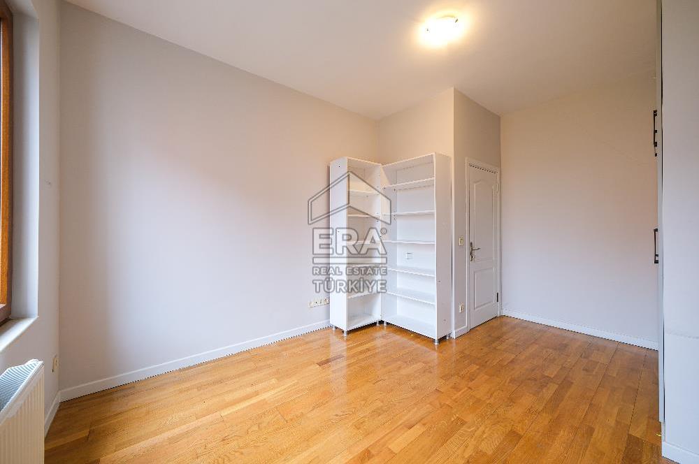 Kemer Country Su Evlerinde 6+2 Kiralık Müstakil Villa