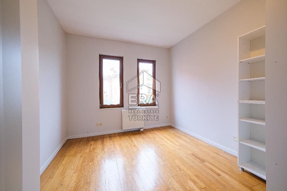 Kemer Country Su Evlerinde 6+2 Kiralık Müstakil Villa