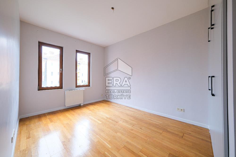 Kemer Country Su Evlerinde 6+2 Kiralık Müstakil Villa