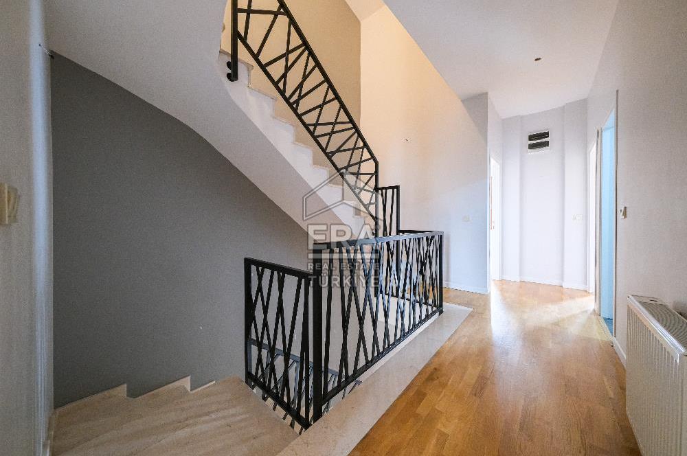 Kemer Country Su Evlerinde 6+2 Kiralık Müstakil Villa