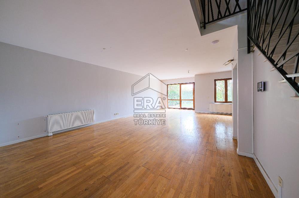 Kemer Country Su Evlerinde 6+2 Kiralık Müstakil Villa