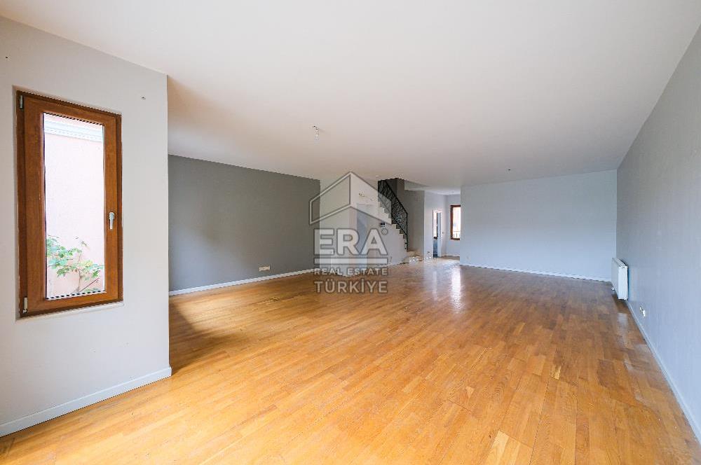 Kemer Country Su Evlerinde 6+2 Kiralık Müstakil Villa