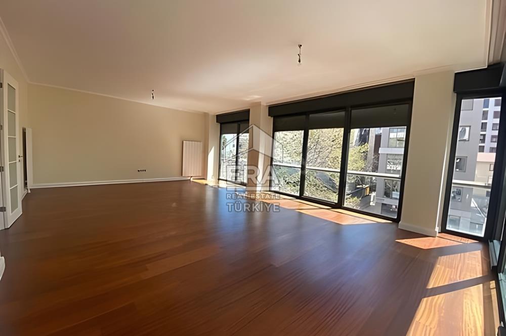 SUADİYE VAPURYOLU SOKAK CADDEYE 2.BİNA 6.KATTA 3+1 SATILIK DAİRE