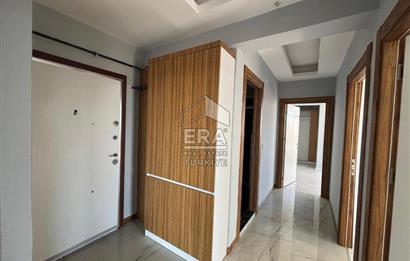 GRAND TWİN TOWERS BLOKLARINDA SATILIK 3+1 GENİŞ CEPHELİ DAİRE