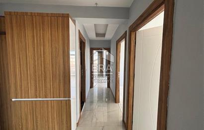 GRAND TWİN TOWERS BLOKLARINDA SATILIK 3+1 GENİŞ CEPHELİ DAİRE