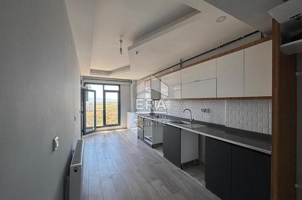 GRAND TWİN TOWERS BLOKLARINDA SATILIK 3+1 GENİŞ CEPHELİ DAİRE