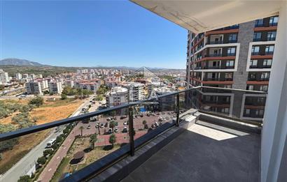 GRAND TWİN TOWERS BLOKLARINDA SATILIK 3+1 GENİŞ CEPHELİ DAİRE