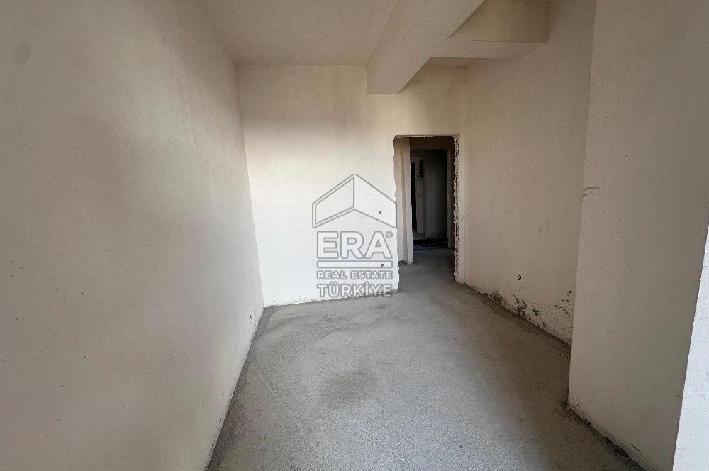 BARBAROS MAHALLESİNDE ADALAR MANZARALI 2+2 DUBLEKS DAİRE