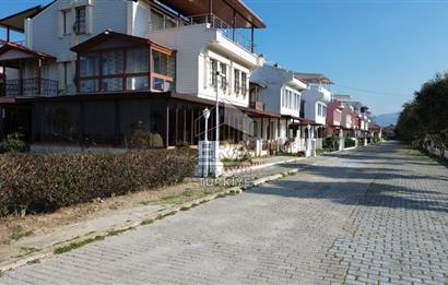 KUŞADASI DENİZE SIFIR YAZLIK 