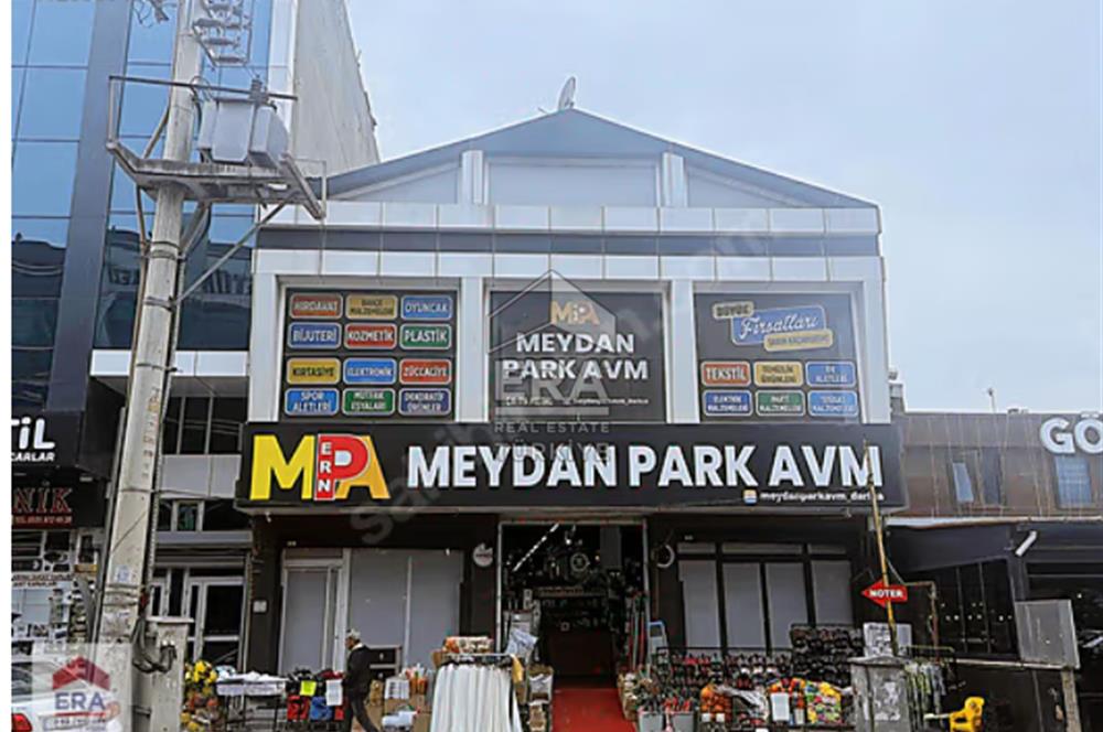 KOCAELİ DARICA OSMAN GAZİ MAH CADDE ÜZERİNDE SATILIK İŞ MERKEZİ