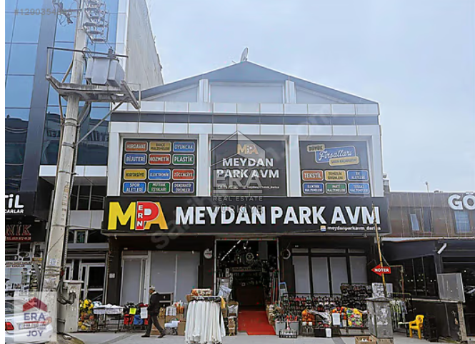 KOCAELİ DARICA OSMAN GAZİ MAH CADDE ÜZERİNDE SATILIK İŞ MERKEZİ