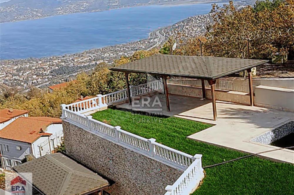 SAPANCA GÖL MANZARALI HAVUZLU SIFIR SATILIK VİLLA TAKAS UYGUN