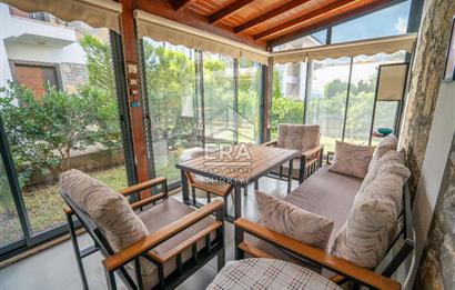 Datça Merkezde Nezih Sitede Satılık Denize Yakın 1+1 65m² Bahçe Katı Daire