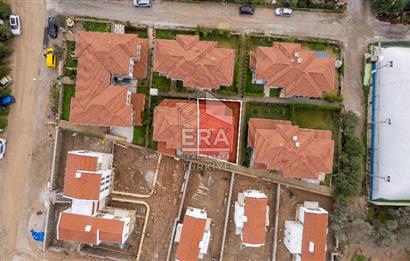 Datça Merkezde Nezih Sitede Satılık Denize Yakın 1+1 65m² Bahçe Katı Daire