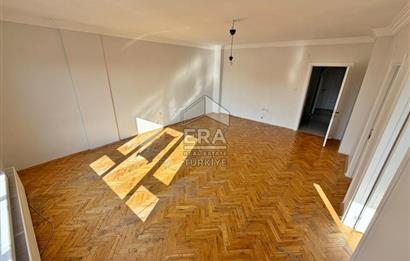 NATOYOLU CD. ÜZERİ 3+1 MERKEZİ KONUMDA YENİ PARKE+KAPILAR+MUTFAK