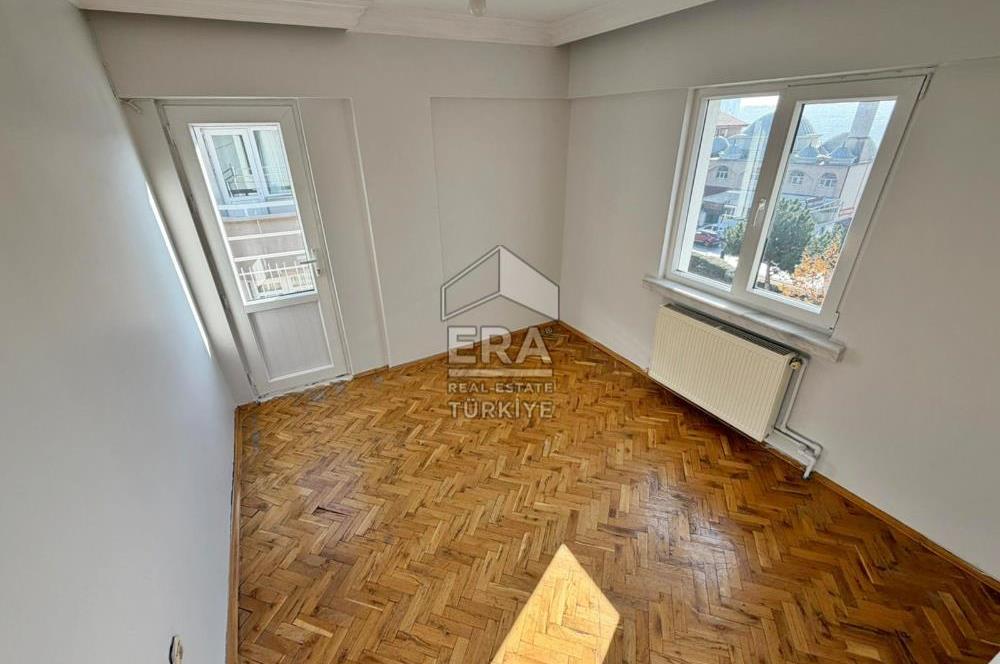 NATOYOLU CD. ÜZERİ 3+1 MERKEZİ KONUMDA YENİ PARKE+KAPILAR+MUTFAK