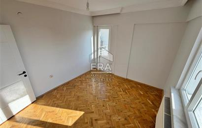 NATOYOLU CD. ÜZERİ 3+1 MERKEZİ KONUMDA YENİ PARKE+KAPILAR+MUTFAK