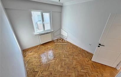 NATOYOLU CD. ÜZERİ 3+1 MERKEZİ KONUMDA YENİ PARKE+KAPILAR+MUTFAK