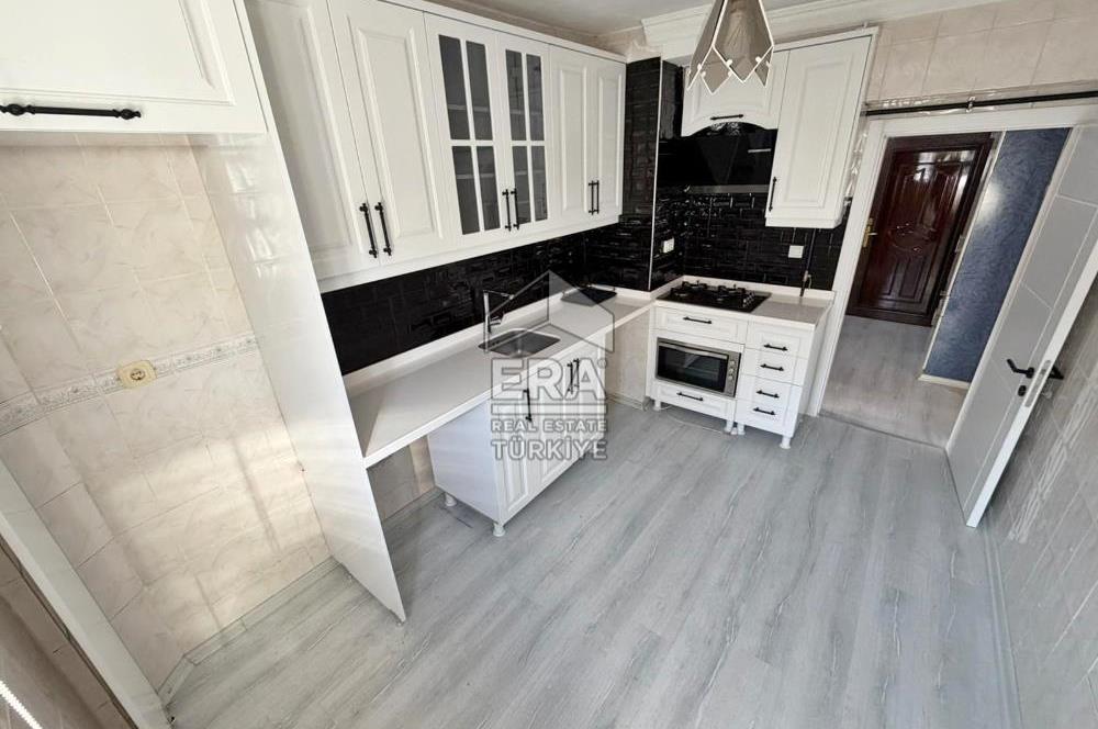 NATOYOLU CD. ÜZERİ 3+1 MERKEZİ KONUMDA YENİ PARKE+KAPILAR+MUTFAK