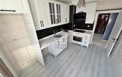 NATOYOLU CD. ÜZERİ 3+1 MERKEZİ KONUMDA YENİ PARKE+KAPILAR+MUTFAK
