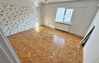 NATOYOLU CD. ÜZERİ 3+1 MERKEZİ KONUMDA YENİ PARKE+KAPILAR+MUTFAK