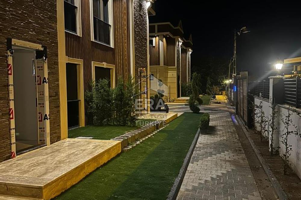 ERA VİZYONDAN HARİKA KONUMDA 4+1 SATILIK VİLLA 