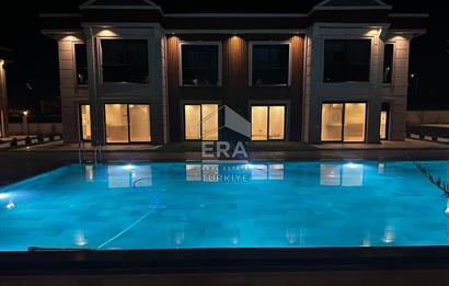 ERA VİZYONDAN HARİKA KONUMDA 4+1 SATILIK VİLLA 