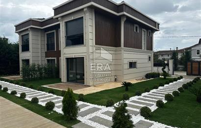 ERA VİZYONDAN HARİKA KONUMDA 4+1 SATILIK VİLLA 