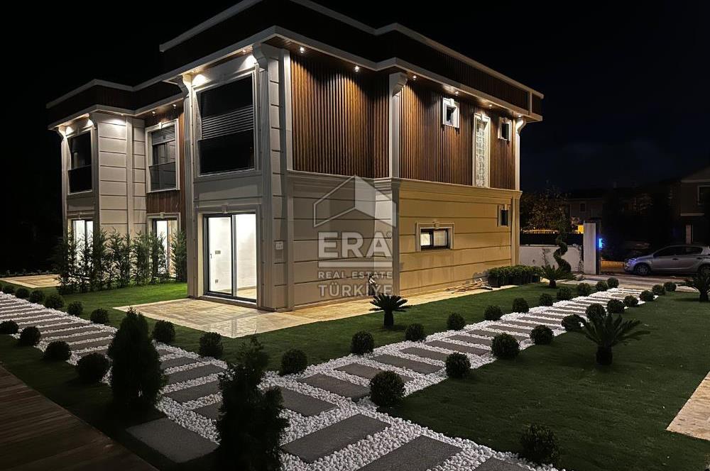 ERA VİZYONDAN HARİKA KONUMDA 4+1 SATILIK VİLLA 