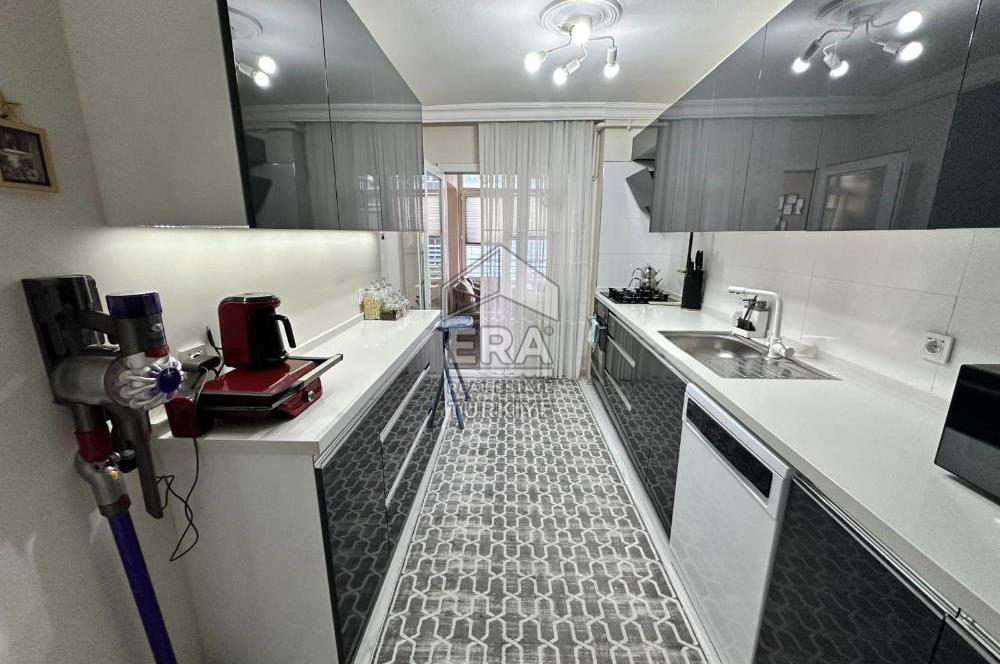 GAZİEMİR ÖNDER CADDESİNDE TADİLATLI 2+1 KİRALIK DAİRE