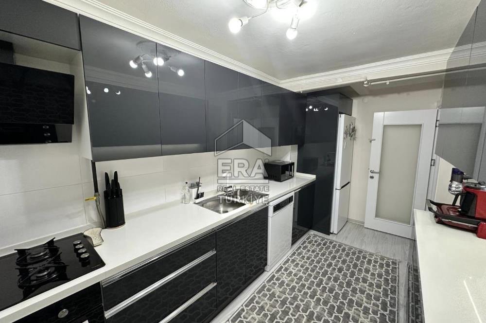 GAZİEMİR ÖNDER CADDESİNDE TADİLATLI 2+1 KİRALIK DAİRE