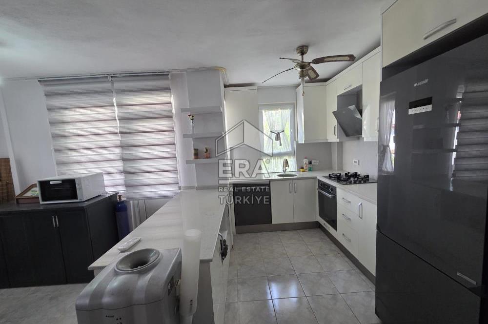 ÇAVUŞKÖY'DE DENİZE 500M 4+2 TRİPLEKS VİLLA