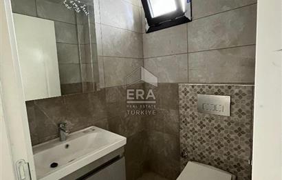 YENİ FOÇA' DA DENIZE 200M. UZAKLIKTA 3+1 SIFIR LÜKS VİLLA