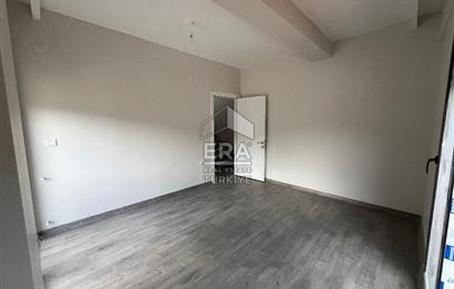 YENİ FOÇA' DA DENIZE 200M. UZAKLIKTA 3+1 SIFIR LÜKS VİLLA