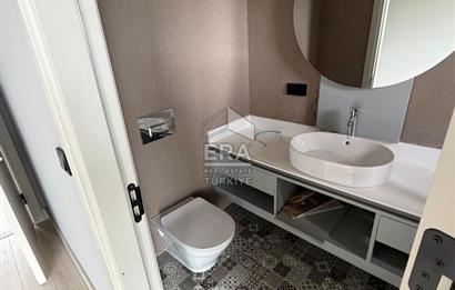 ŞİLE'DE 6+2 HAVUZLU TRİPLEKS VİLLA 