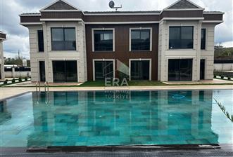 ERA VİZYONDAN HARİKA KONUMDA 4+1 SATILIK VİLLA  - 1 - 14526