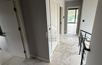 ŞİLE'DE 6+2 HAVUZLU TRİPLEKS VİLLA 