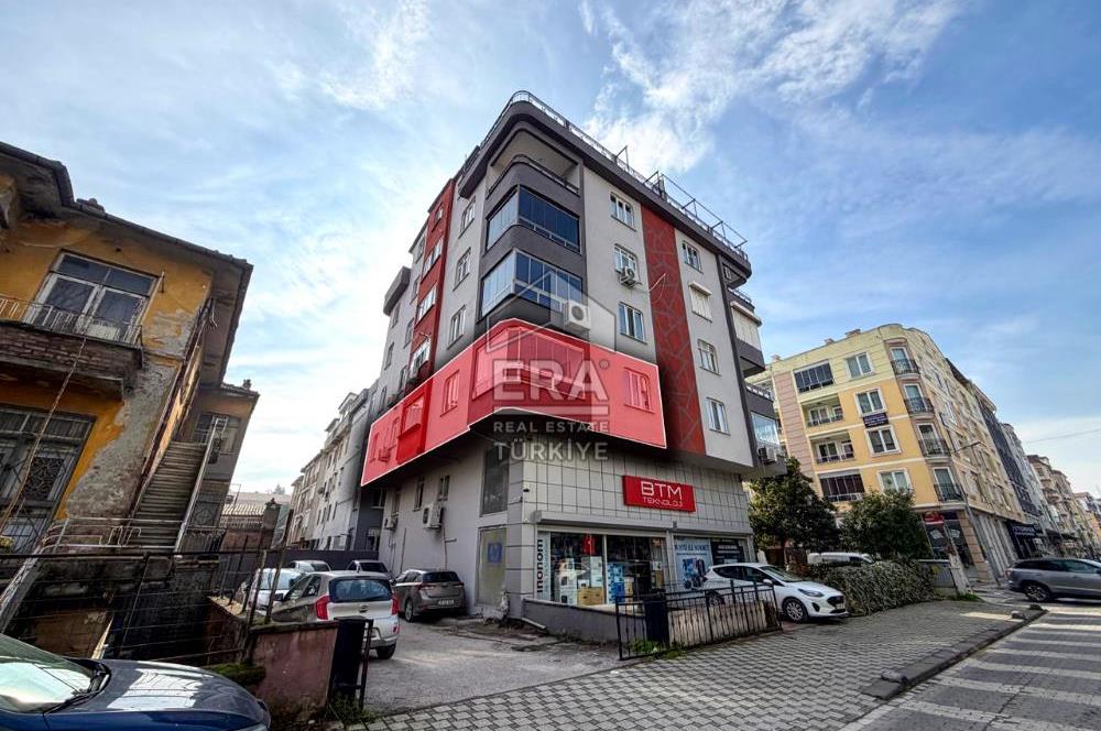 KASAPLAR MAHALLESİNDE HEYKELE YAKIN KONUMDA SATILIK GENİŞ 2+1 DAİRE