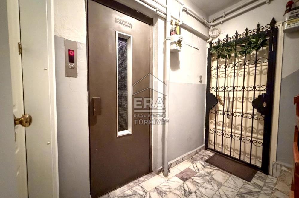 KASAPLAR MAHALLESİNDE HEYKELE YAKIN KONUMDA SATILIK GENİŞ 2+1 DAİRE