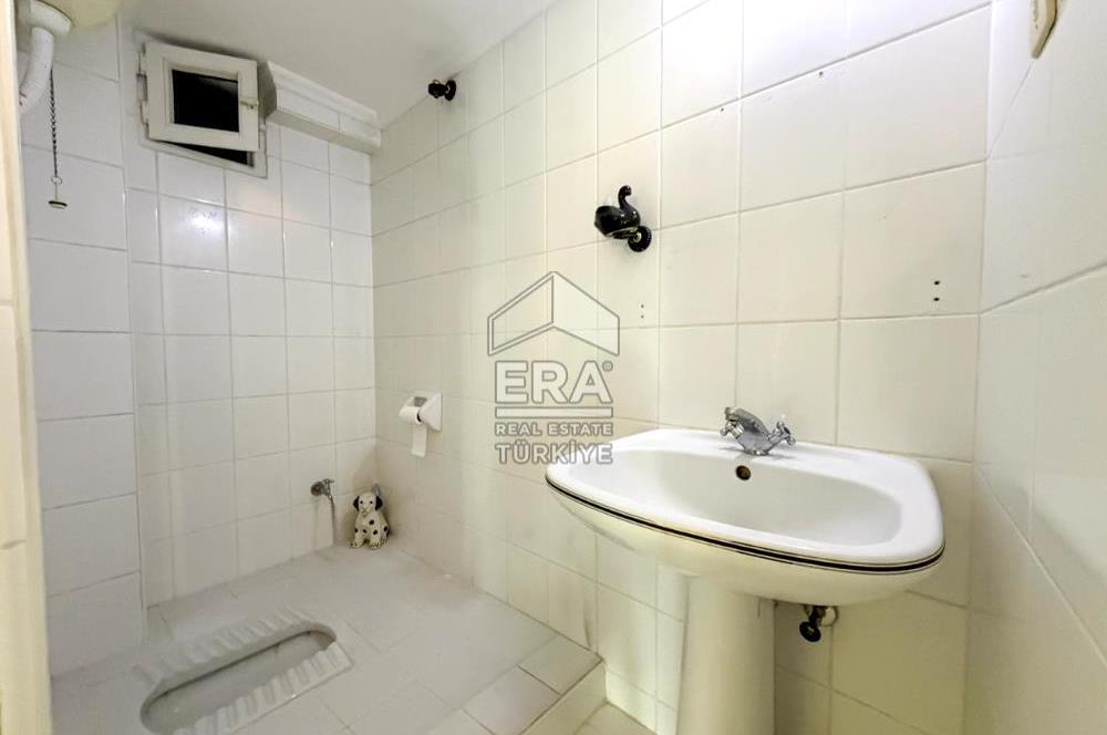 KASAPLAR MAHALLESİNDE HEYKELE YAKIN KONUMDA SATILIK GENİŞ 2+1 DAİRE