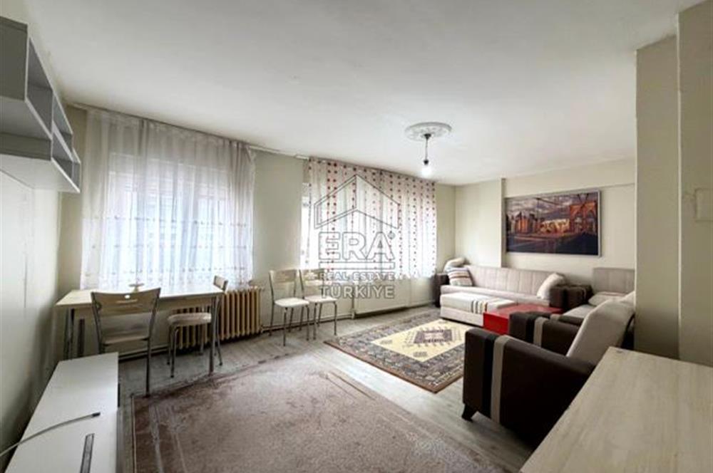 ERA SÖZ DEN KIZILAY CADDESİNDE EŞYALI KİRALIK 2+1 DAİRE