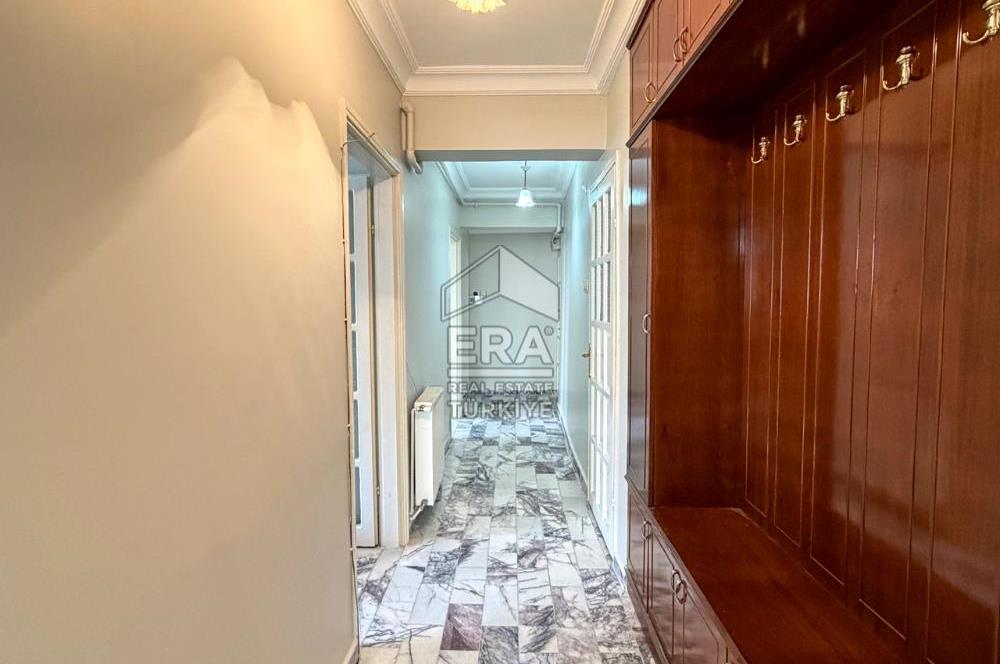 KASAPLAR MAHALLESİNDE HEYKELE YAKIN KONUMDA SATILIK GENİŞ 2+1 DAİRE