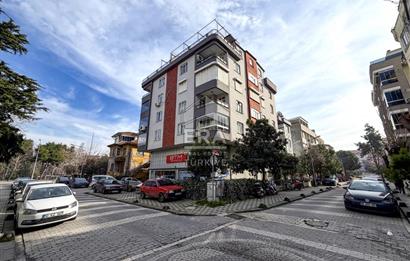 KASAPLAR MAHALLESİNDE HEYKELE YAKIN KONUMDA SATILIK GENİŞ 2+1 DAİRE