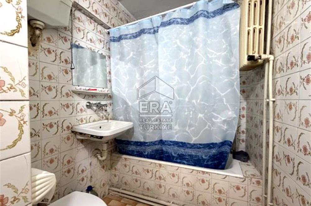 ERA SÖZ DEN KIZILAY CADDESİNDE EŞYALI KİRALIK 2+1 DAİRE