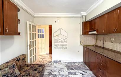 KASAPLAR MAHALLESİNDE HEYKELE YAKIN KONUMDA SATILIK GENİŞ 2+1 DAİRE