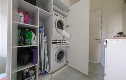 İstanbul Saraylarında Ferah ve Aydınlık Lüks 4+1 Daire