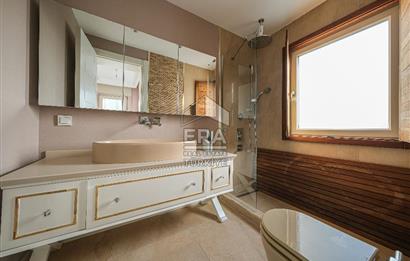 İstanbul Saraylarında Ferah ve Aydınlık Lüks 4+1 Daire