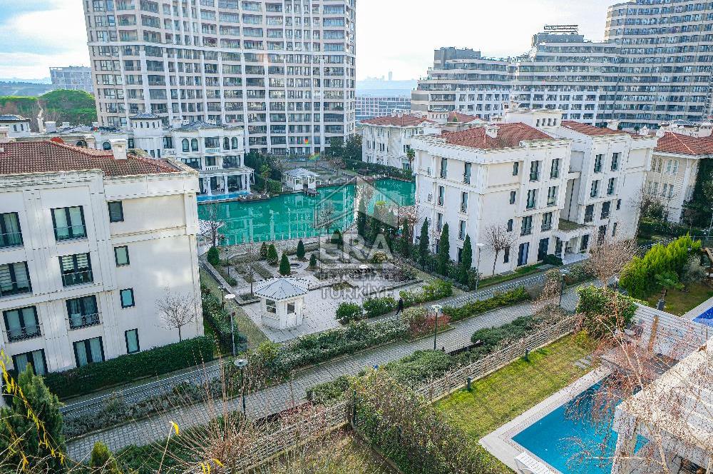 İstanbul Saraylarında Ferah ve Aydınlık Lüks 4+1 Daire