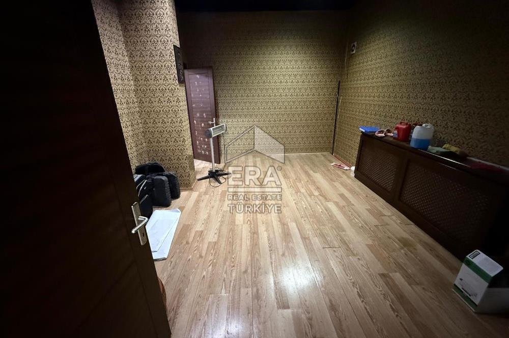 Dereboyu Cad. Üzeri 350 m² Devren Satılık Dükkan Her İşe Uygun